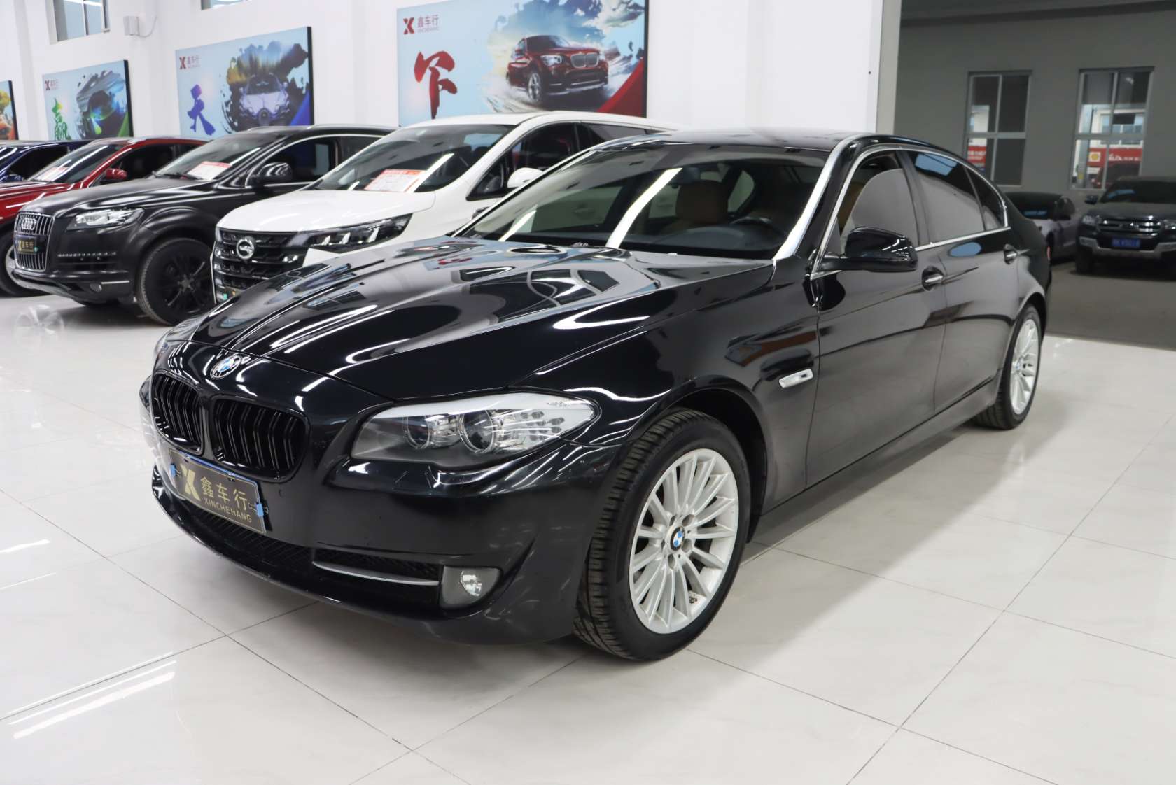 2013 BMW 5 Series 535Li Leading Edition - 2013 Sedan, pre-owned car for export from China