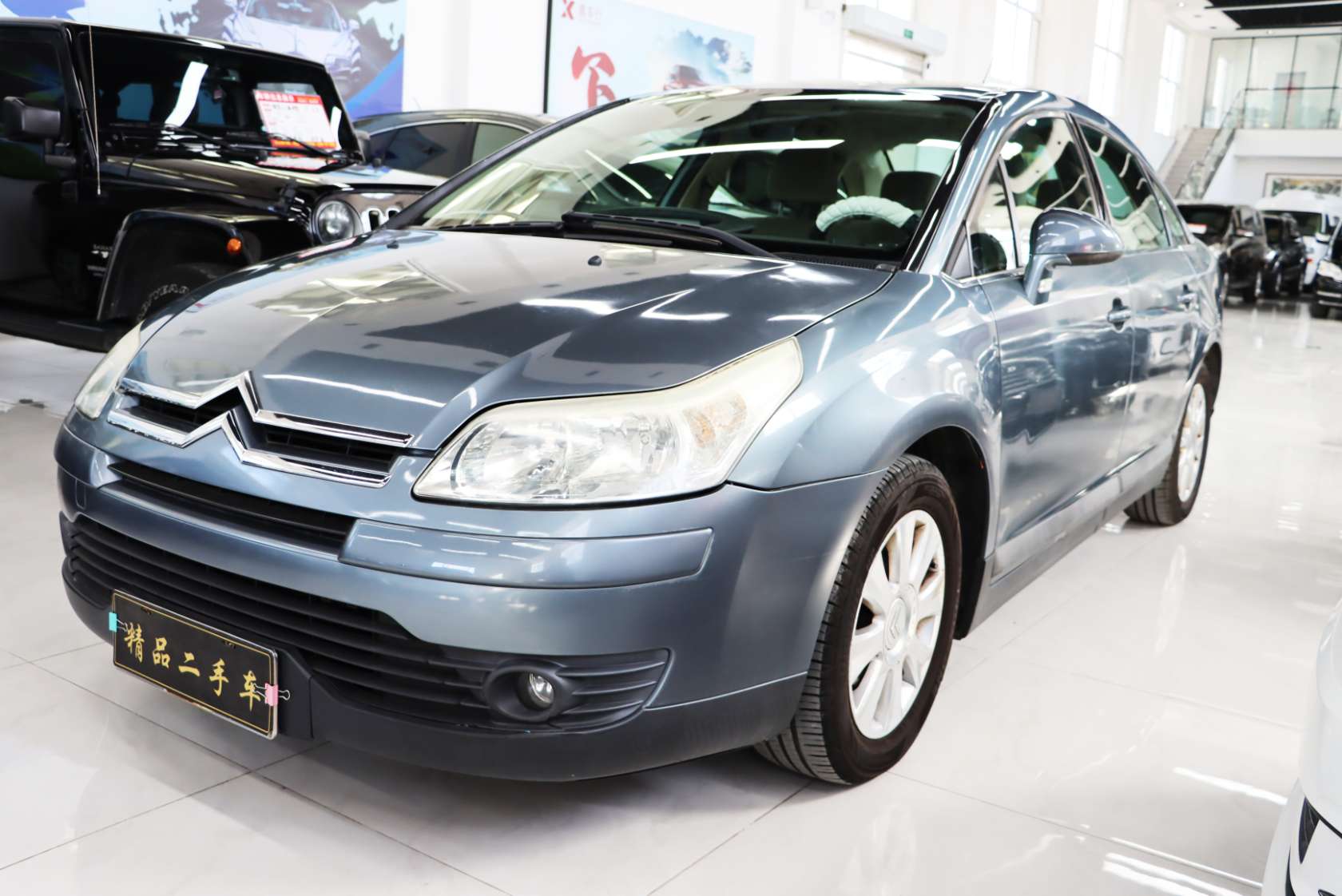 2008 Citroen C-Triomphe 2.0L Automatic Flagship Navigation Edition - 2008 Sedan, pre-owned car for export from China