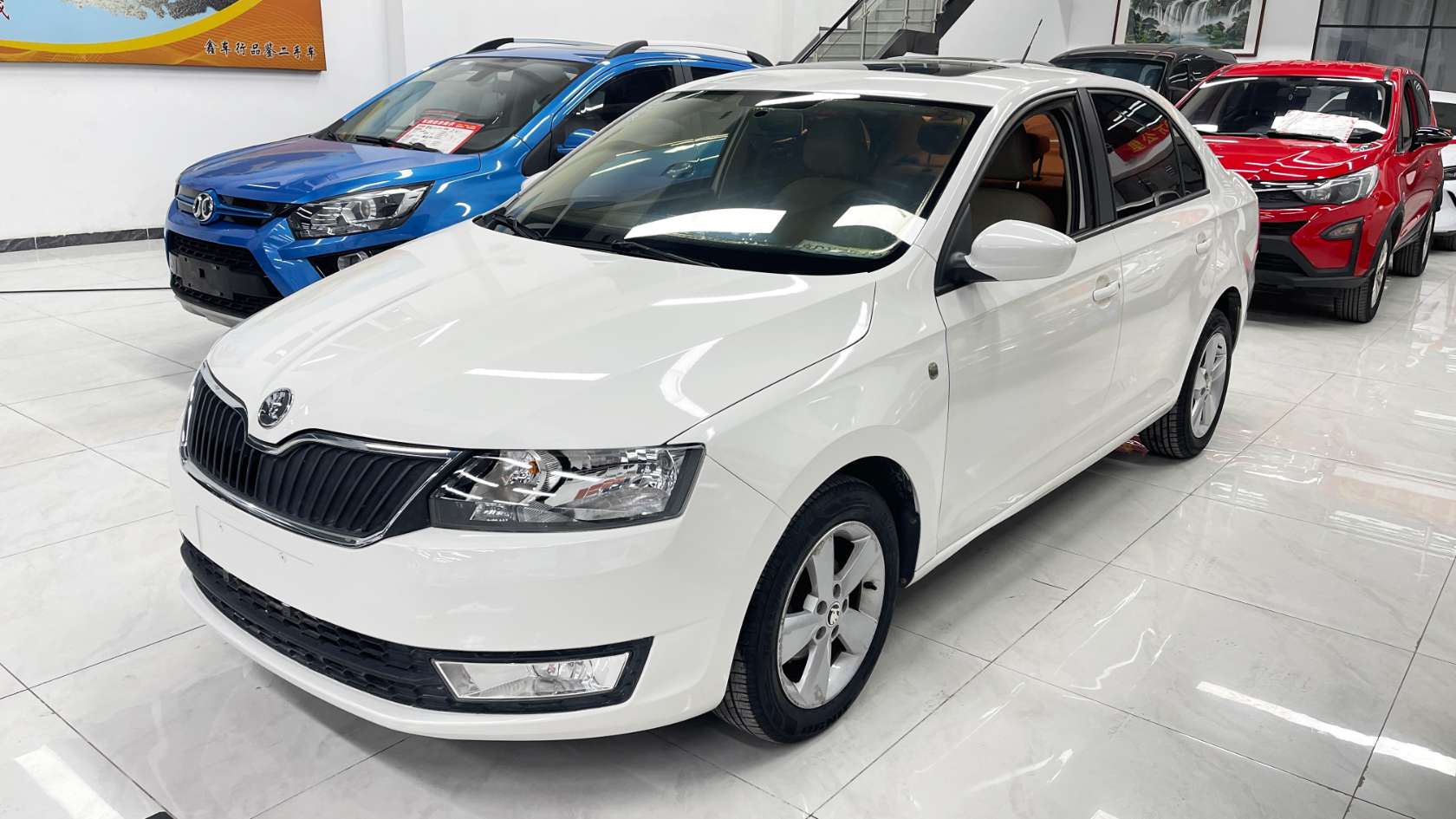 2013 Skoda Rapid 1.6L Automatic Smart Choice Edition - 2013 Sedan, pre-owned car for export from China