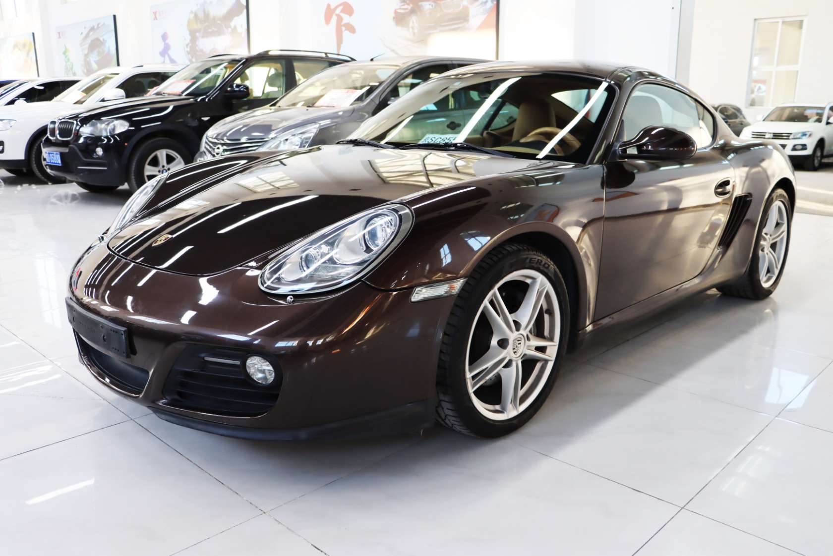2009 Porsche Cayman 2.9L - 2009 Coupe, pre-owned car for export from China