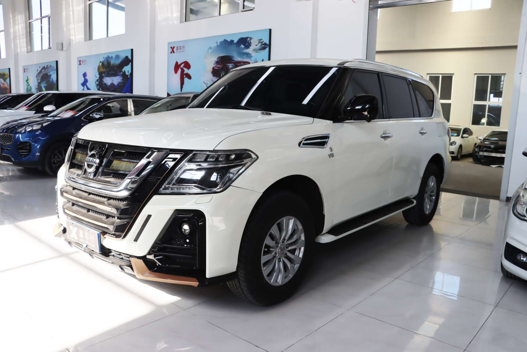 2018 Nissan Patrol 4.0L Lingying Edition - 2018 SUV, pre-owned car for export from China