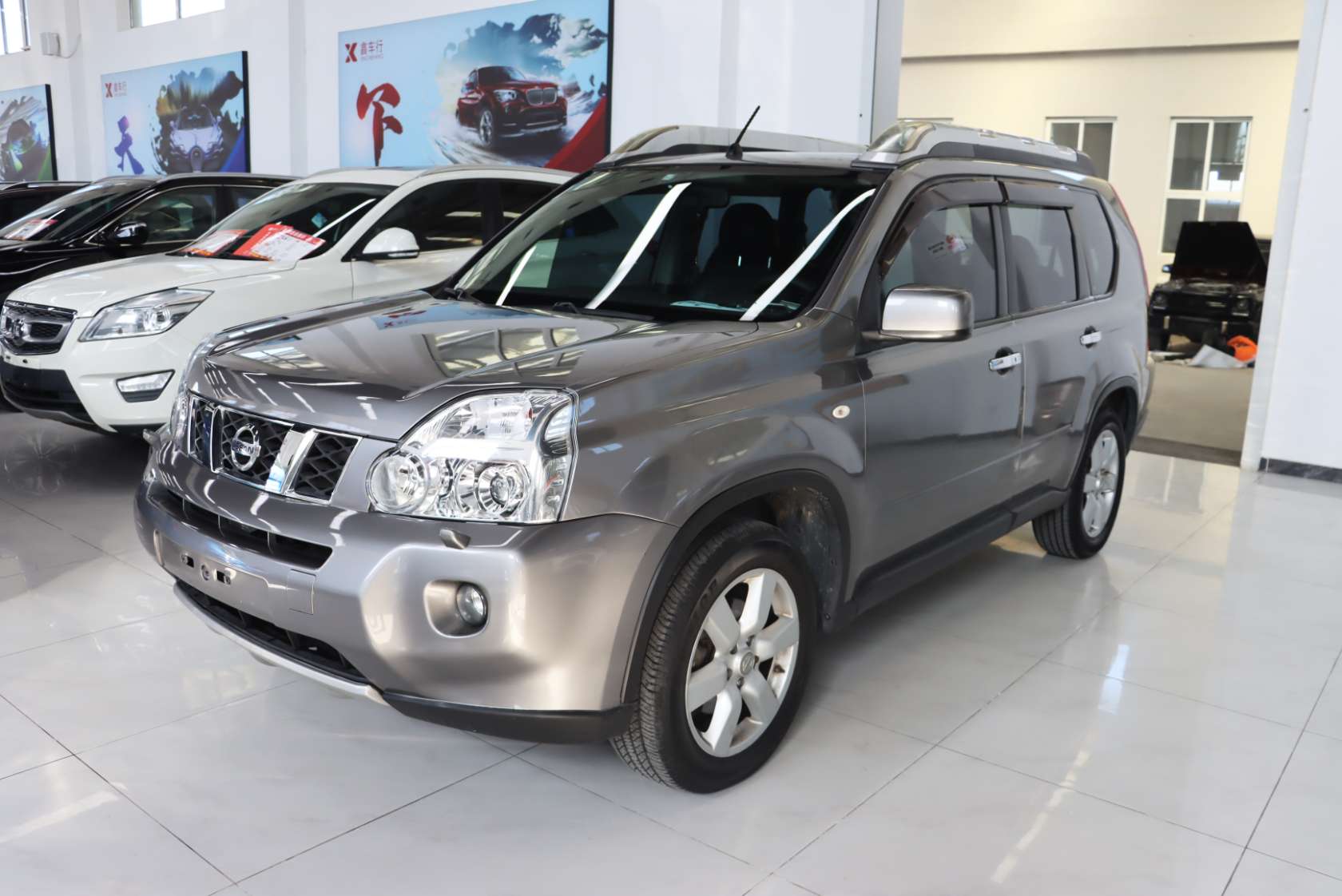 2010 Nissan X-Trail 2.5L CVT Supreme Edition 4WD - 2010 SUV, pre-owned car for export from China