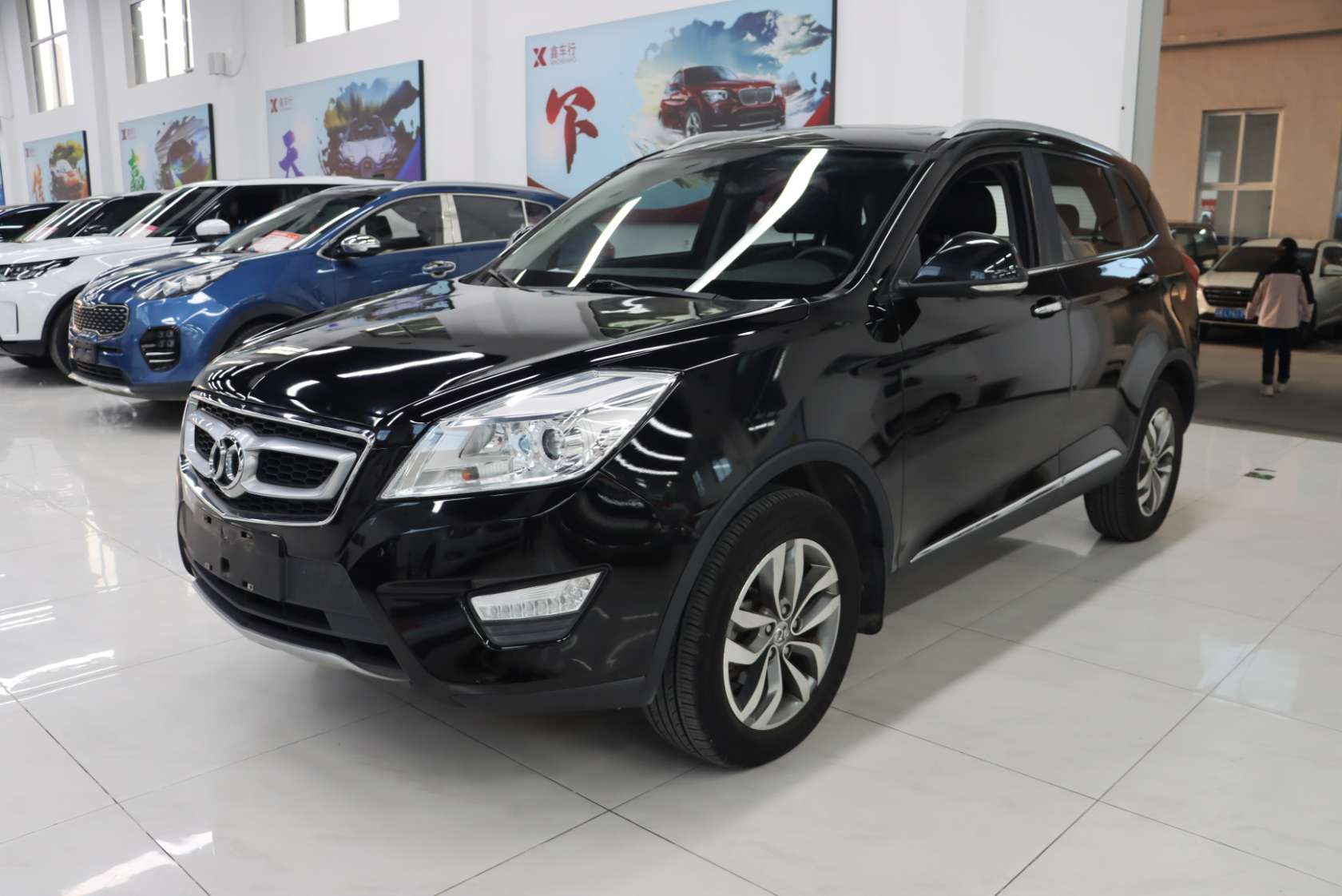 2015 BAIC Senova X65 2.0T Automatic Elite Edition - 2015 SUV, pre-owned car for export from China