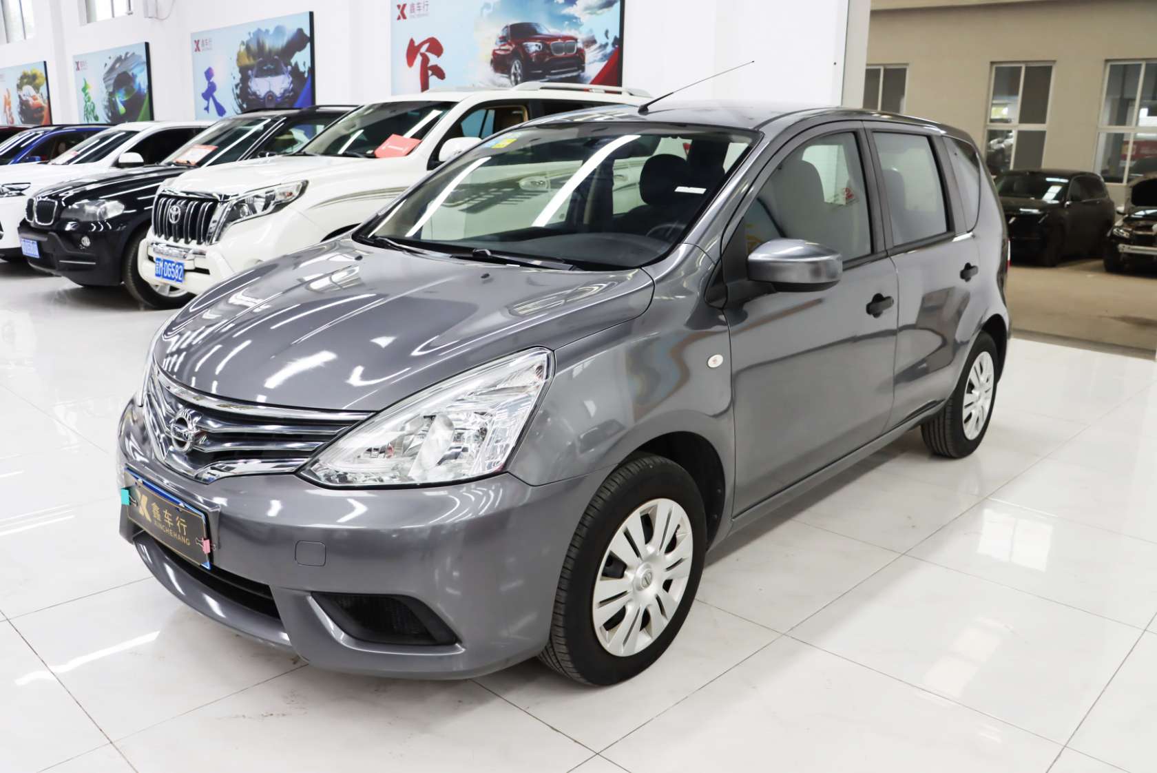 2015 Nissan Livina 1.6XE CVT Comfort Edition - 2015 MPV, pre-owned car for export from China