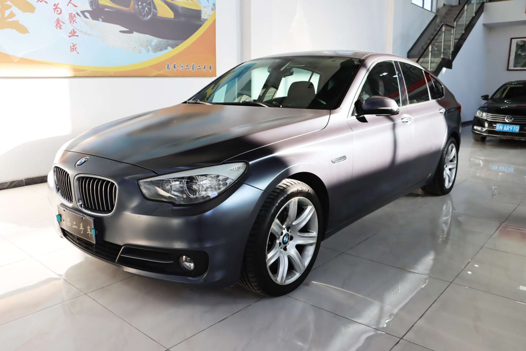2014 BMW 5 Series GT 535i xDrive - 2014 Sedan, pre-owned car for export from China