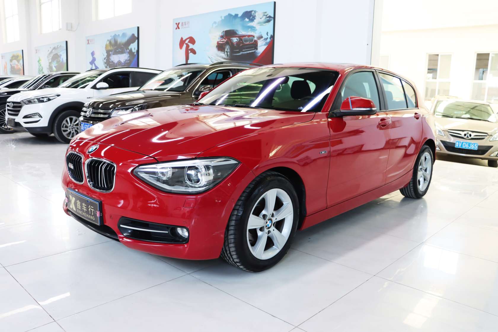 2013 BMW 1 Series (Import) Facelift 118i Sport Edition - 2013 Hatchback, pre-owned car for export from China