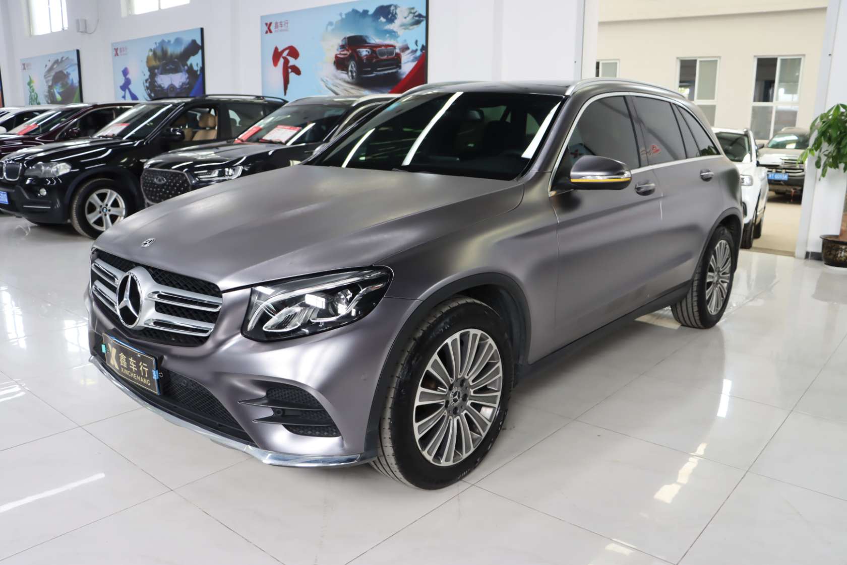 2017 Mercedes-Benz GLC 260 4MATIC Dynamic Edition - 2017 SUV, pre-owned car for export from China