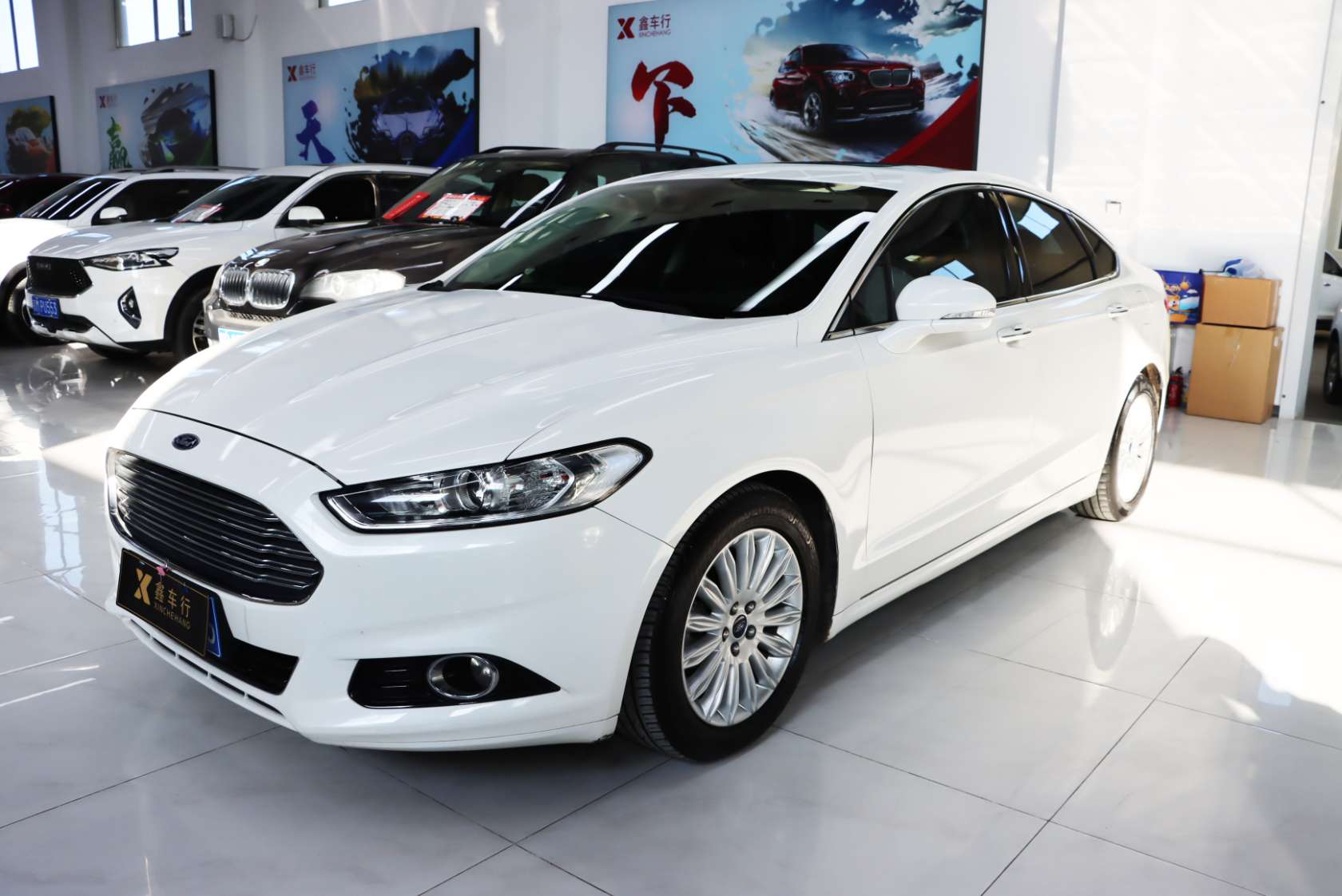 2013 Ford Mondeo 2.0L GTDi200 Fashion Edition - 2013 Sedan, pre-owned car for export from China