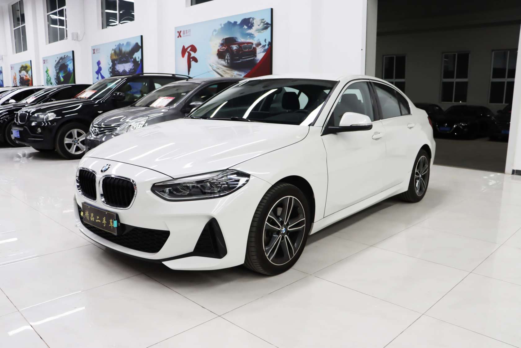2021 BMW 1 Series 120i M Sport Edition - 2021 Sedan, pre-owned car for export from China
