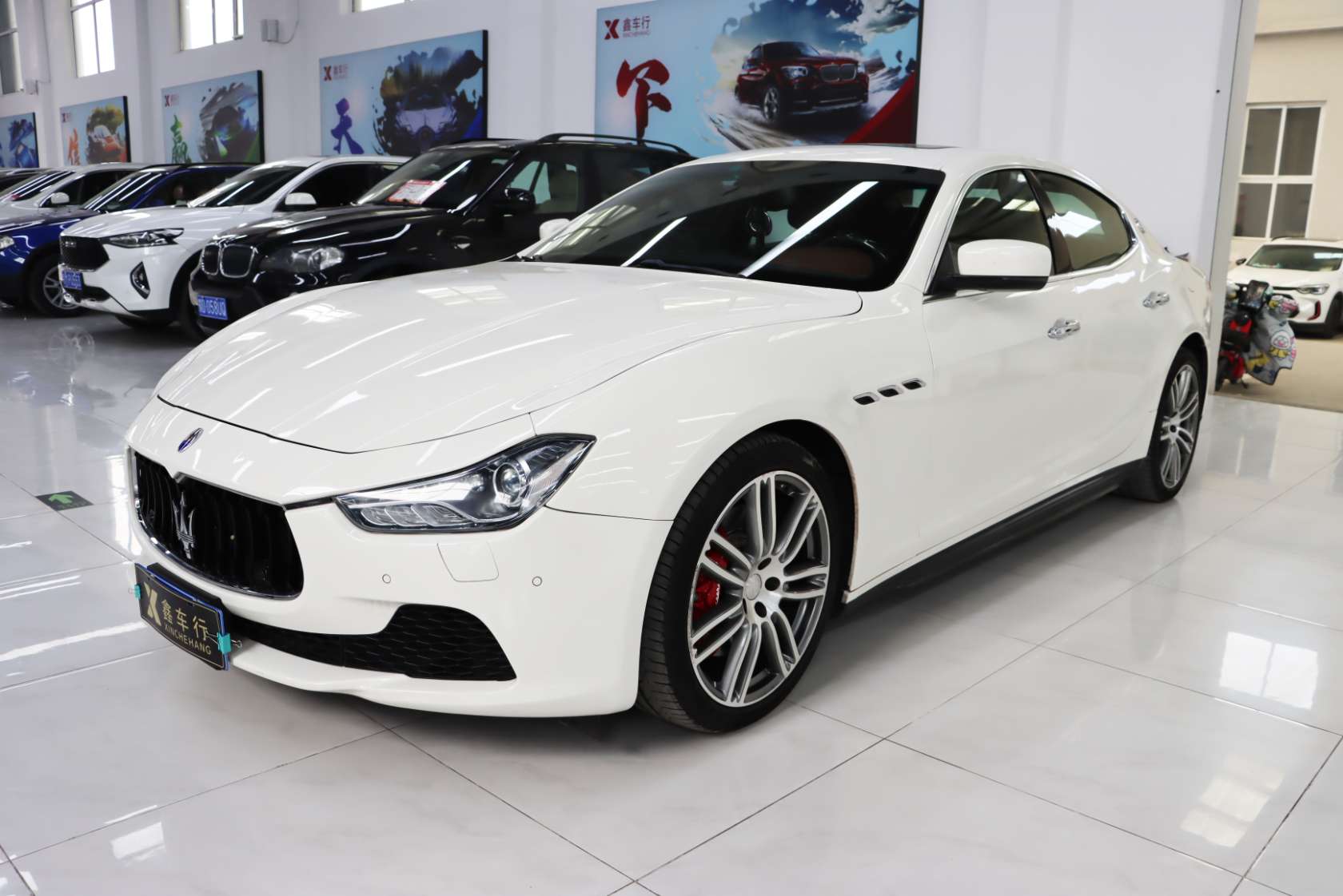 2014 Maserati Ghibli 3.0T S Q4 - 2014 Sedan, pre-owned car for export from China