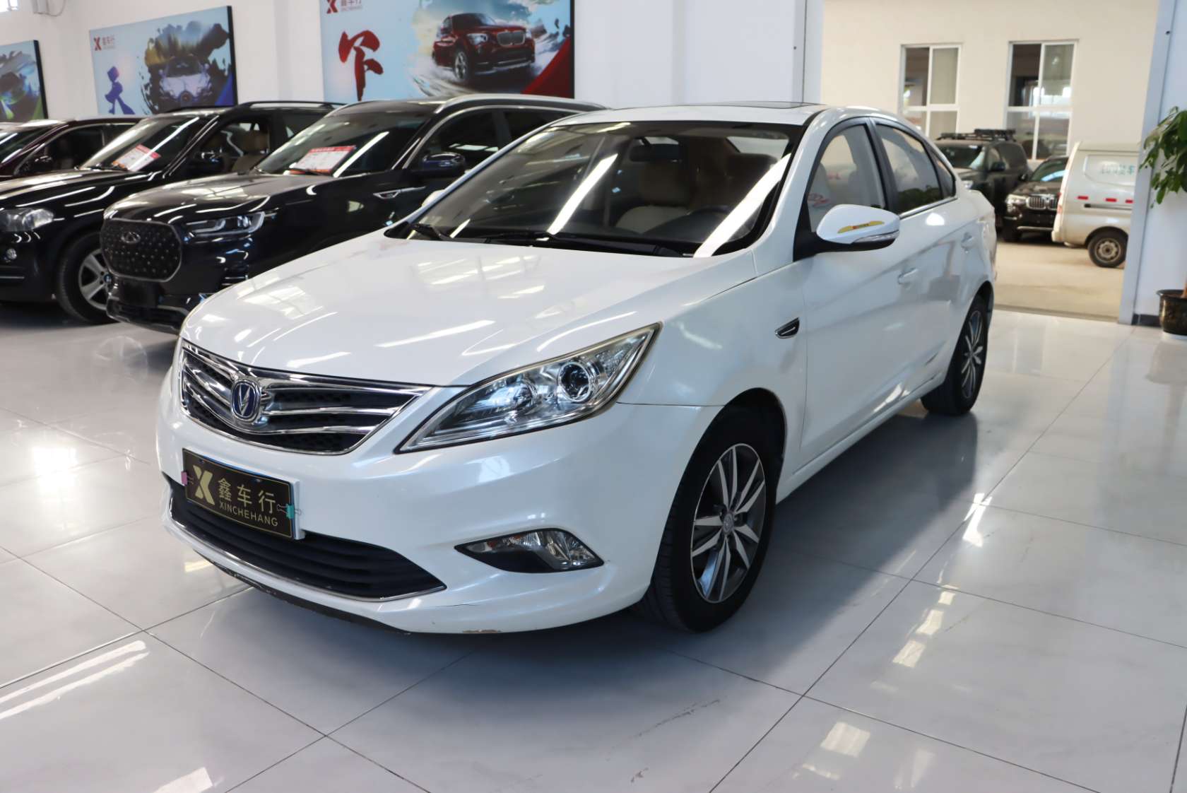 2015 Changan Eado 1.6L Automatic Luxury Edition - 2015 Sedan, pre-owned car for export from China