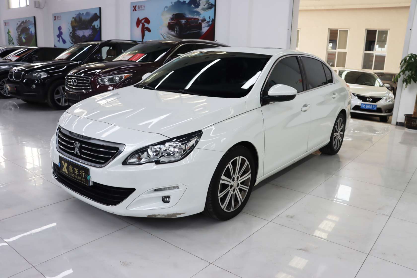 2014 Peugeot 408 1.8L Automatic Luxury Edition - 2014 Sedan, pre-owned car for export from China