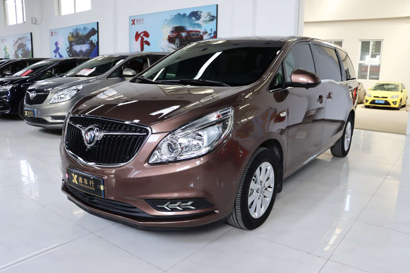 2018 Buick GL8 ES 28T Comfort Edition China VI - 2018 MPV, pre-owned car for export from China