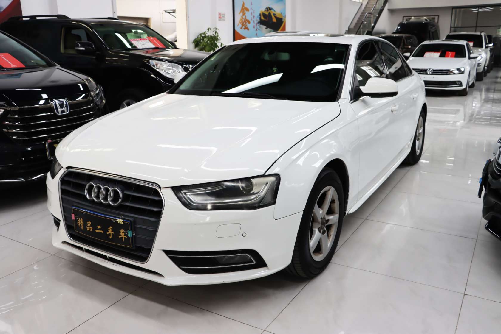 2013 Audi A4L 35 TFSI Automatic Standard Edition - 2013 Sedan, pre-owned car for export from China