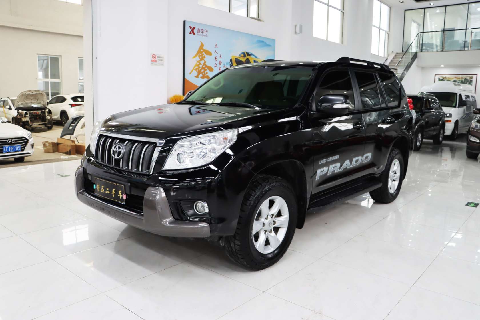 2010 Toyota Prado (Import) 2.7L Manual Edition - 2010 SUV, pre-owned car for export from China