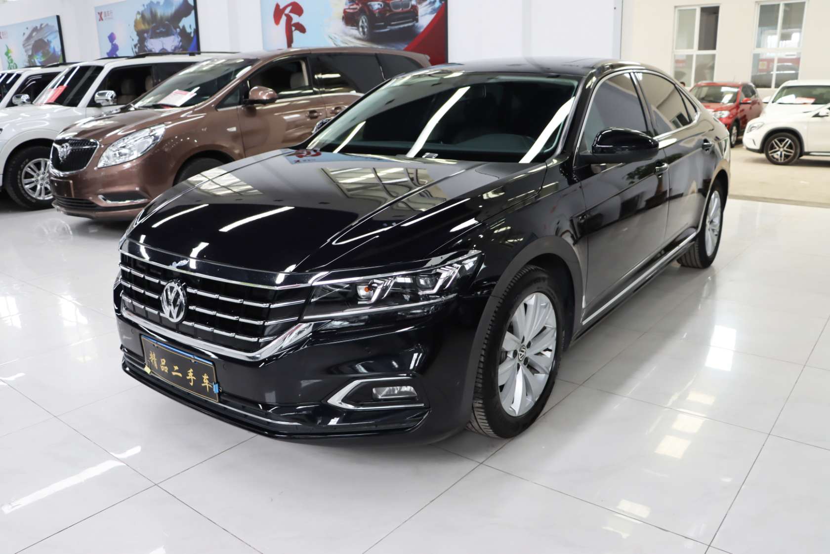 2019 Volkswagen Passat 330TSI Elite Edition China VI - 2019 Sedan, pre-owned car for export from China