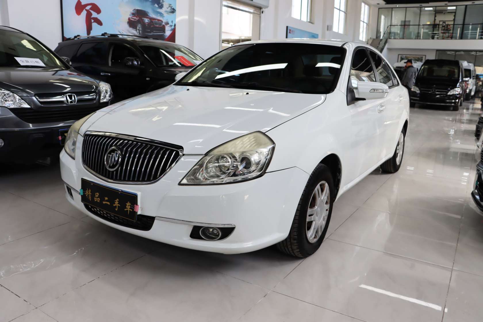 2011 Buick Excelle 1.6LE-AT - 2011 Sedan, pre-owned car for export from China