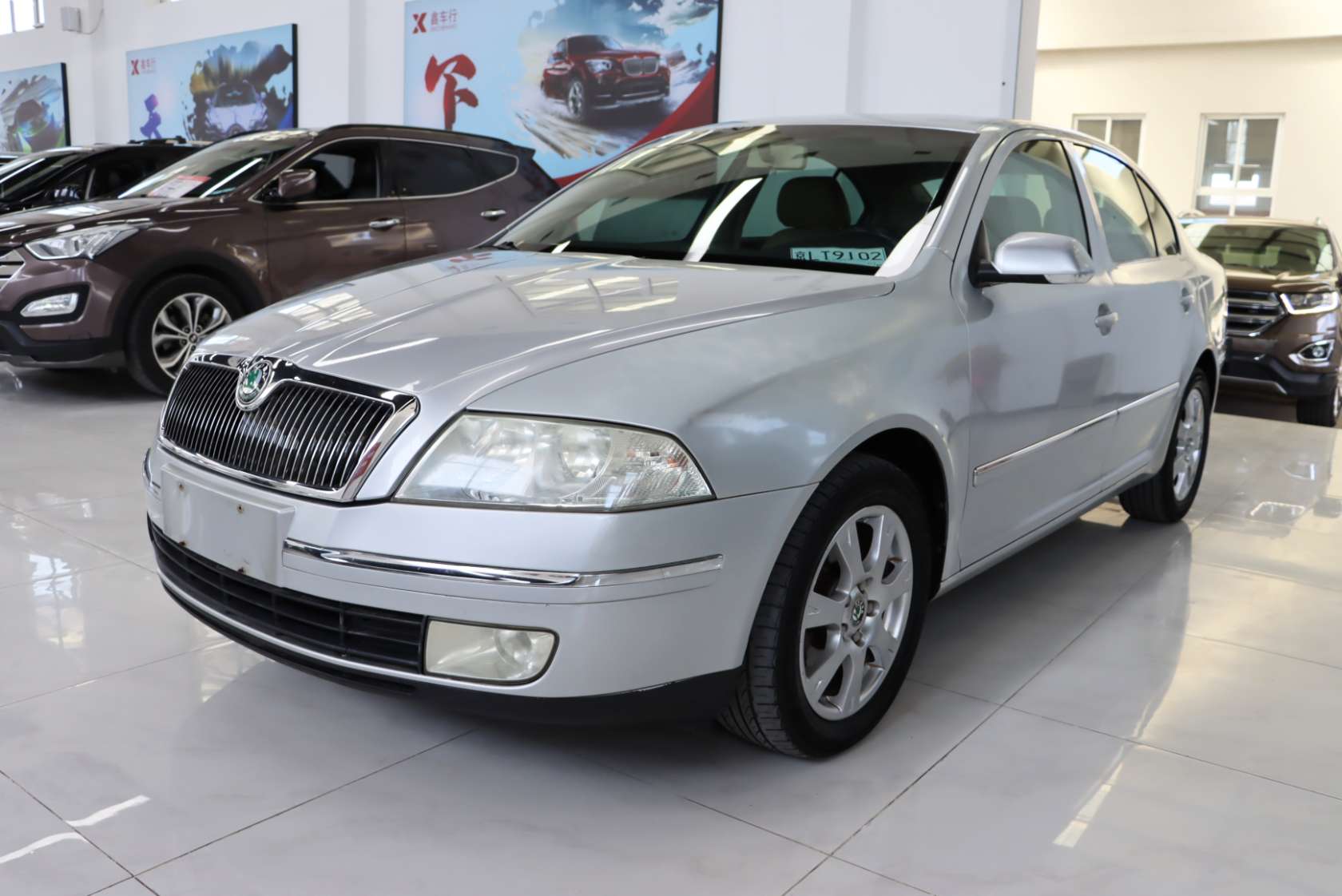 2009 Skoda Octavia 1.6L Automatic Yishi Edition - 2009 Sedan, pre-owned car for export from China