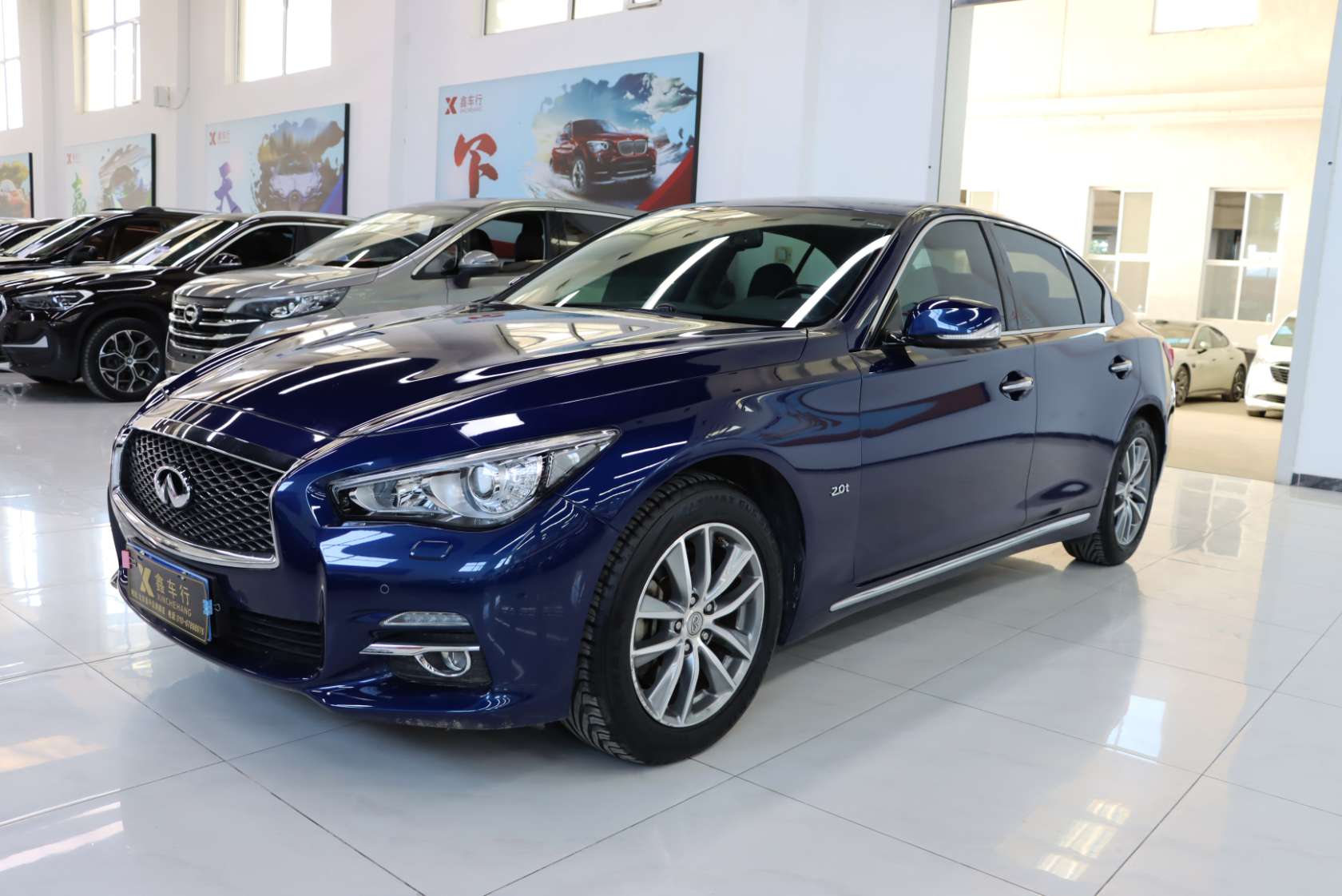 2016 Infiniti Q50L 2.0T Yuexiang Edition - 2016 Sedan, pre-owned car for export from China