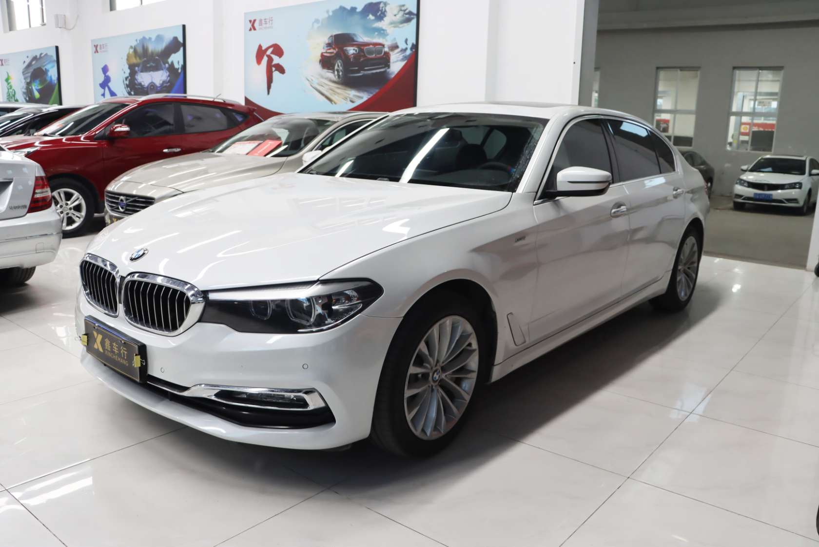 2018 BMW 5 Series Facelift 530Li Leading Edition Luxury Package - 2018 Sedan, pre-owned car for export from China