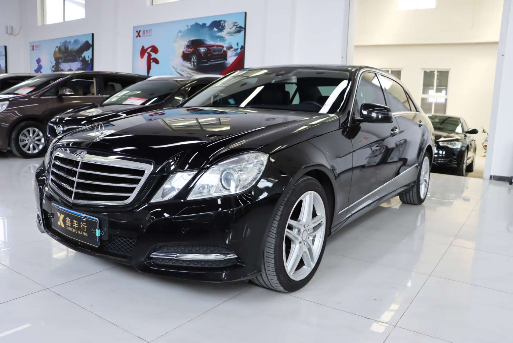 2012 Mercedes-Benz E-Class E 300 L Fashion Luxury Edition - 2012 Sedan, pre-owned car for export from China