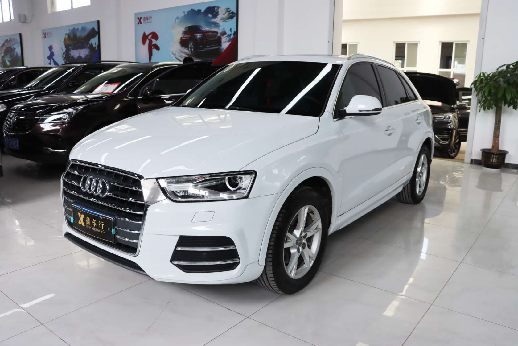 2017 Audi Q3 30 TFSI Fashion Edition - 2017 SUV, pre-owned car for export from China