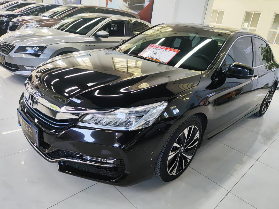 2016 Honda Accord Hybrid 2.0L Ruiling Edition - 2016 Sedan, pre-owned car for export from China
