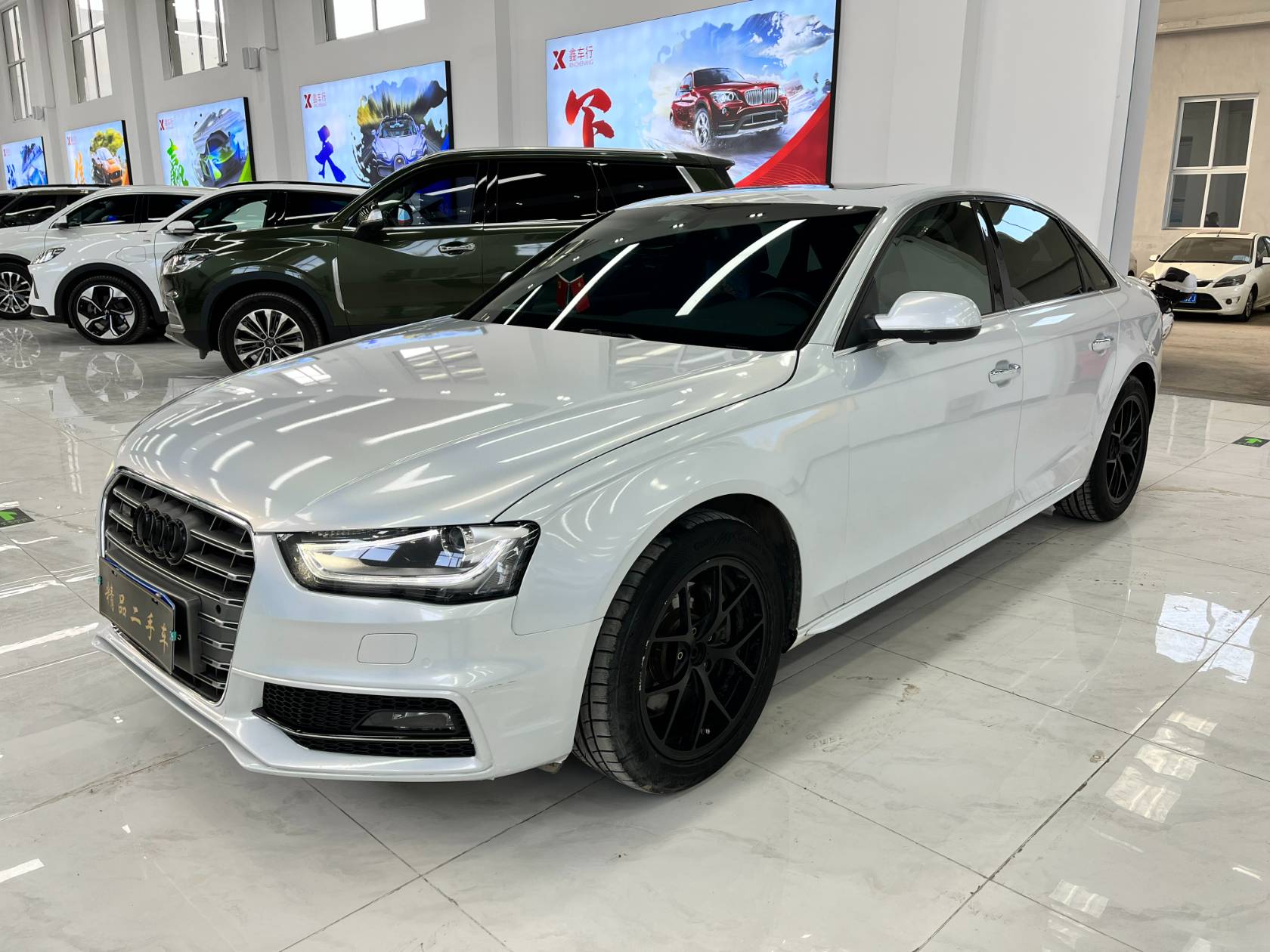 2016 Audi A4L 35 TFSI Collector's Edition Automatic Standard Edition - 2016 Sedan, pre-owned car for export from China