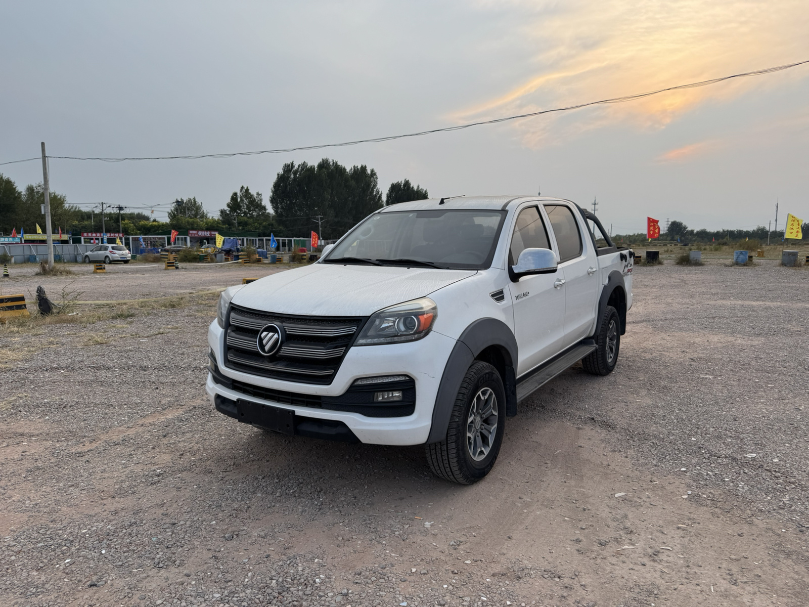 2018 Foton Tunland 2.4L E5 4WD Comfort Edition 4G69S4M - 2018 Pickup, pre-owned car for export from China