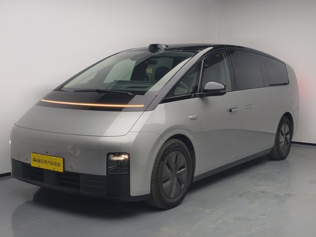 2024 Li Auto MEGA - 2024 SUV, pre-owned car for export from China