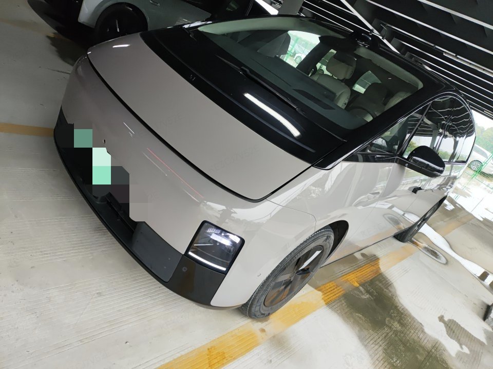 2024 Li Auto MEGA - 2024 SUV, pre-owned car for export from China