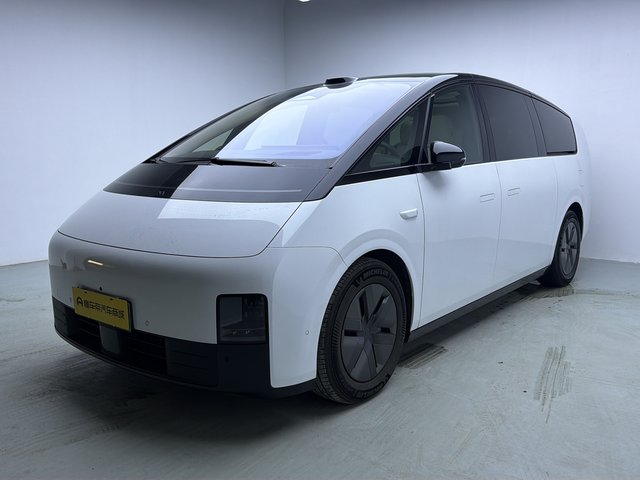 2025 Li Auto MEGA - 2025 SUV, pre-owned car for export from China