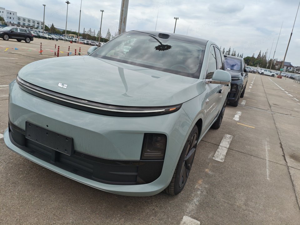 2025 Li Auto L6 - 2025 SUV, pre-owned car for export from China
