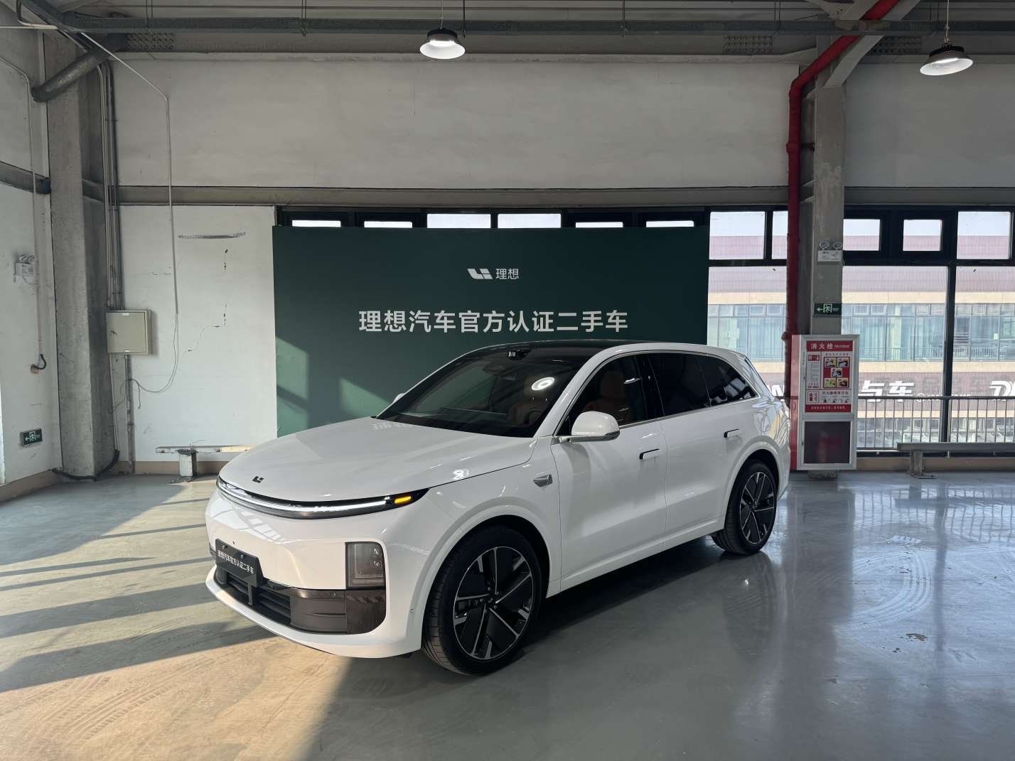 2025 Li Auto L6 - 2025 SUV, pre-owned car for export from China
