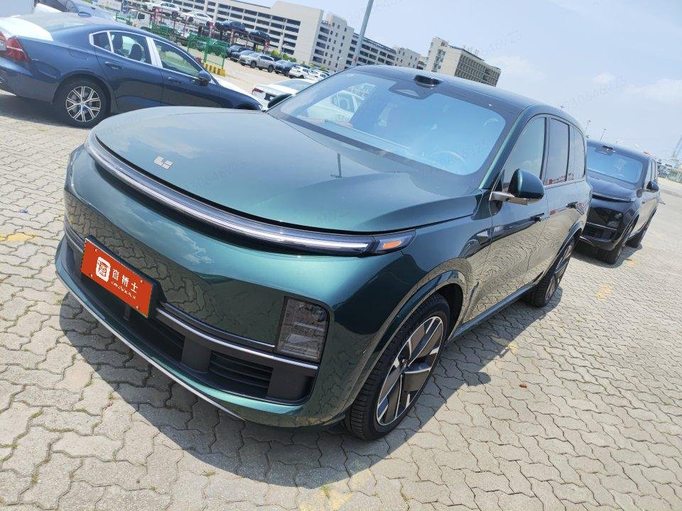 2025 Li Auto L9 - 2025 SUV, pre-owned car for export from China