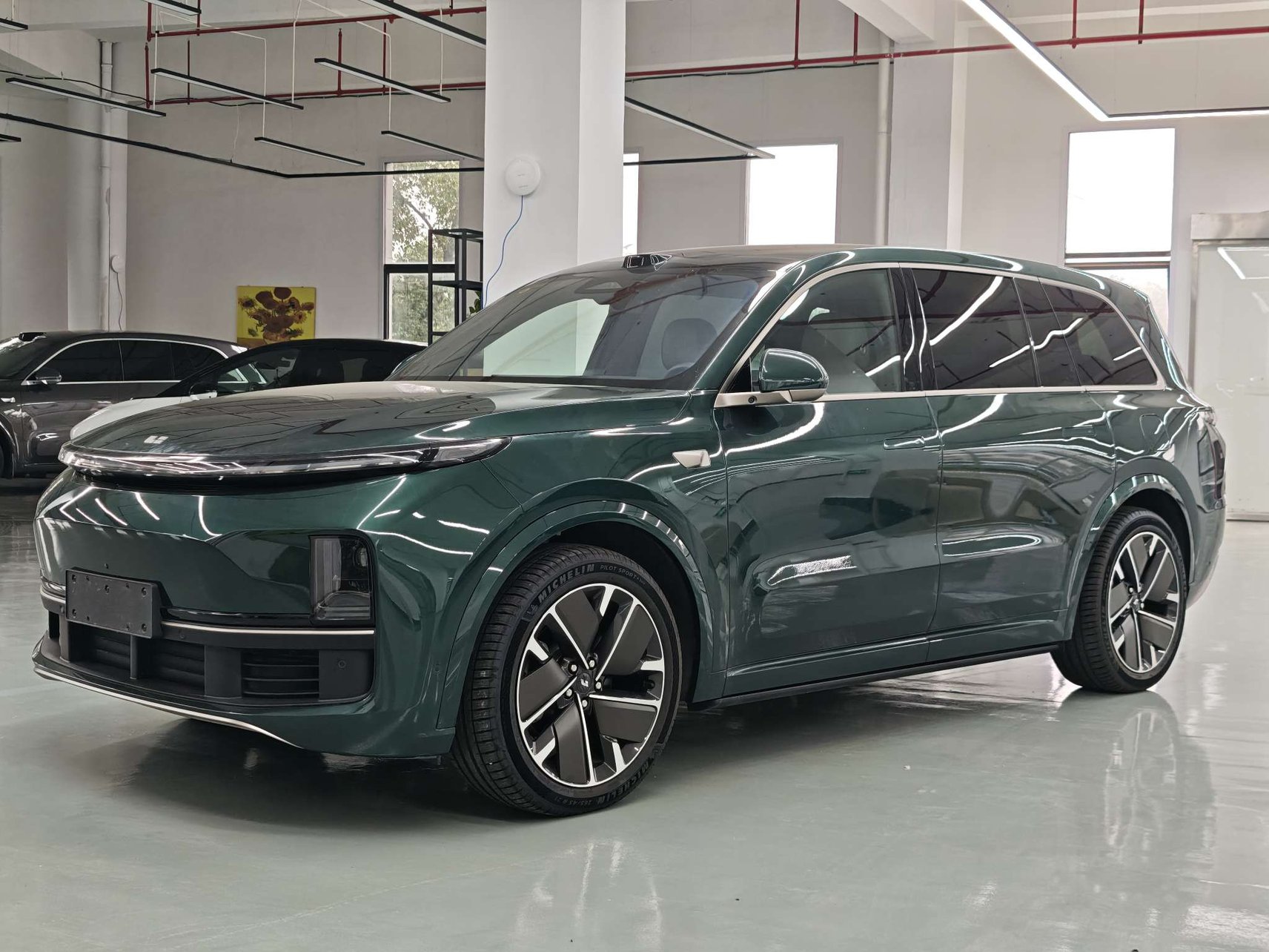 2025 Li Auto L9 - 2025 SUV, pre-owned car for export from China