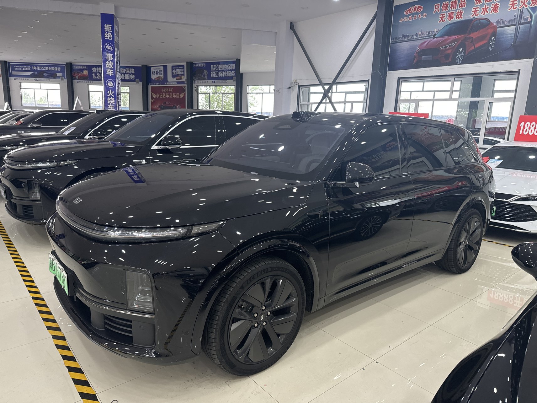 2025 Li Auto L7 - 2025 SUV, pre-owned car for export from China