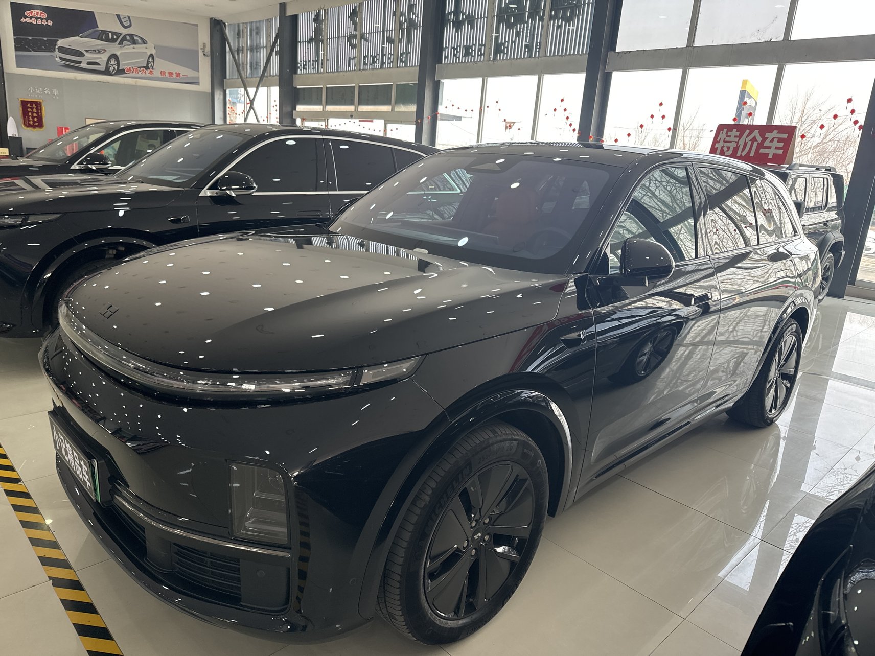 2024 Li Auto L7 - 2024 SUV, pre-owned car for export from China