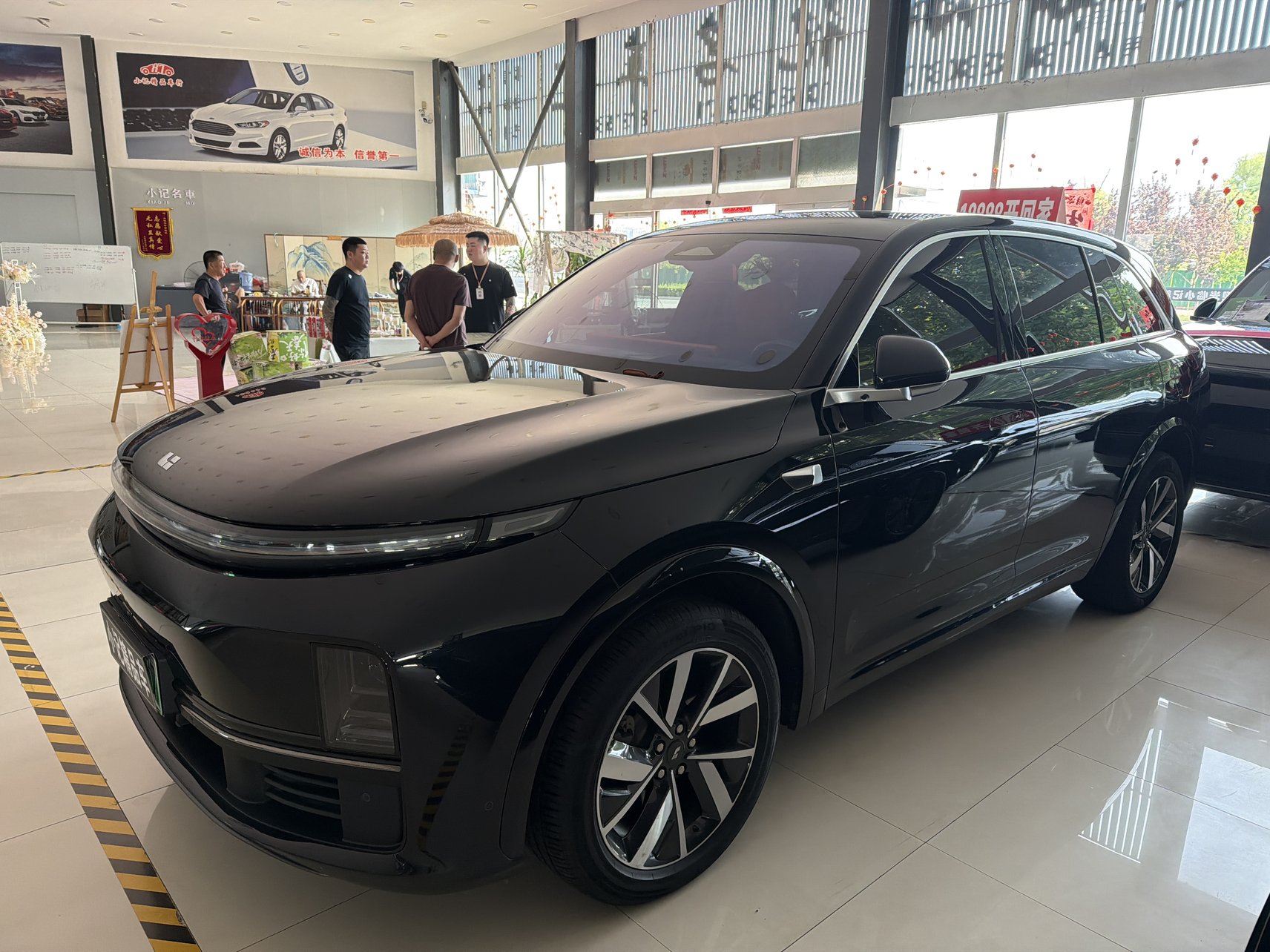 2023 Li Auto L7 - 2023 SUV, pre-owned car for export from China