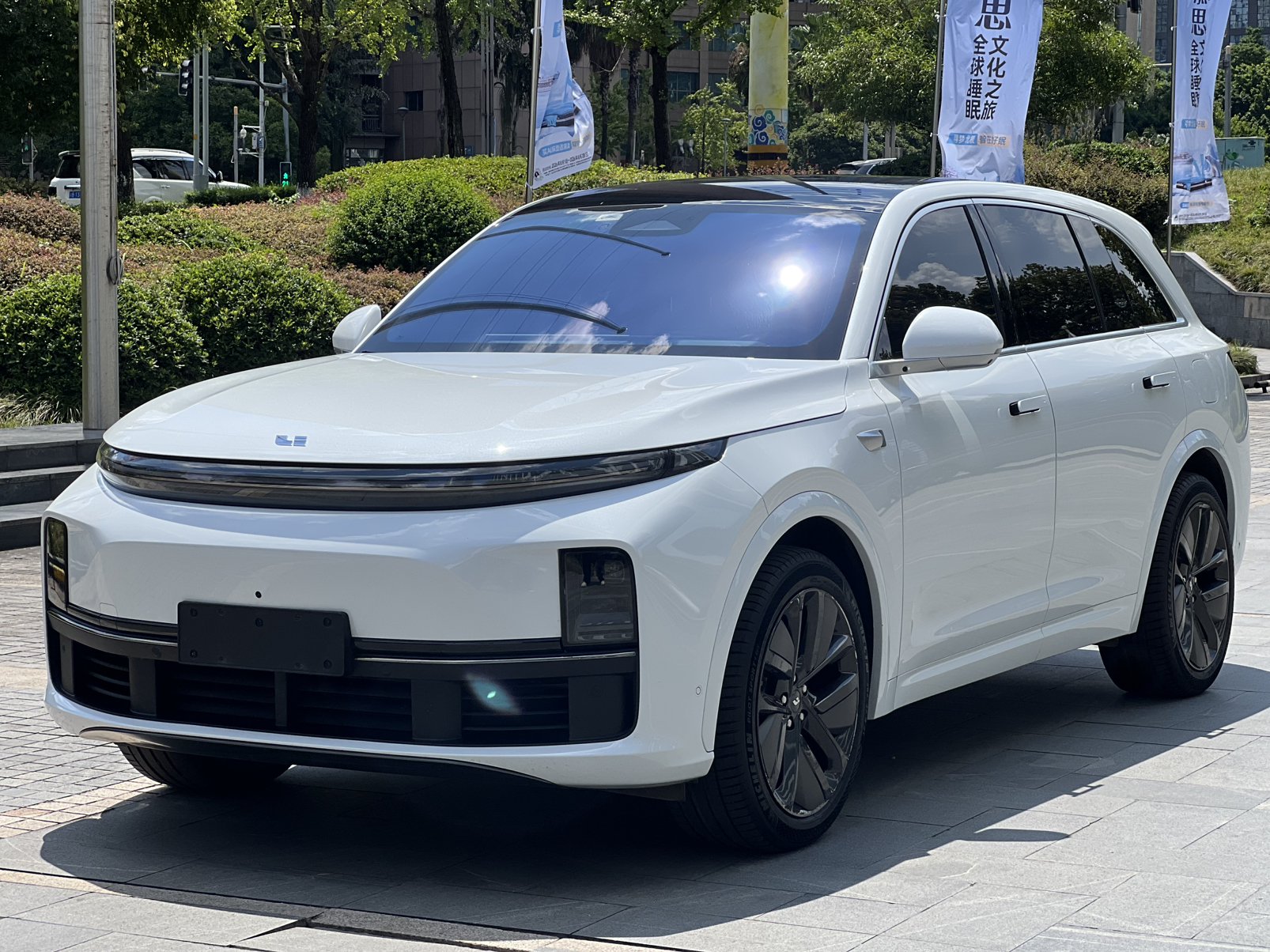 2024 Li Auto L7 - 2024 SUV, pre-owned car for export from China