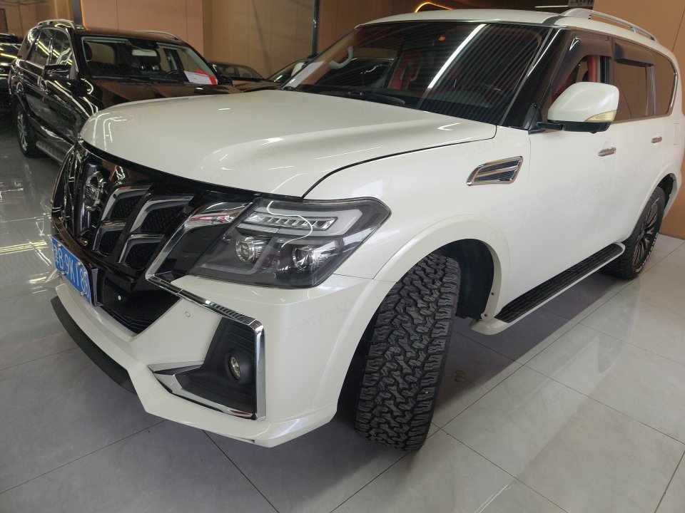 2019 Nissan Patrol - 2019 SUV, pre-owned car for export from China