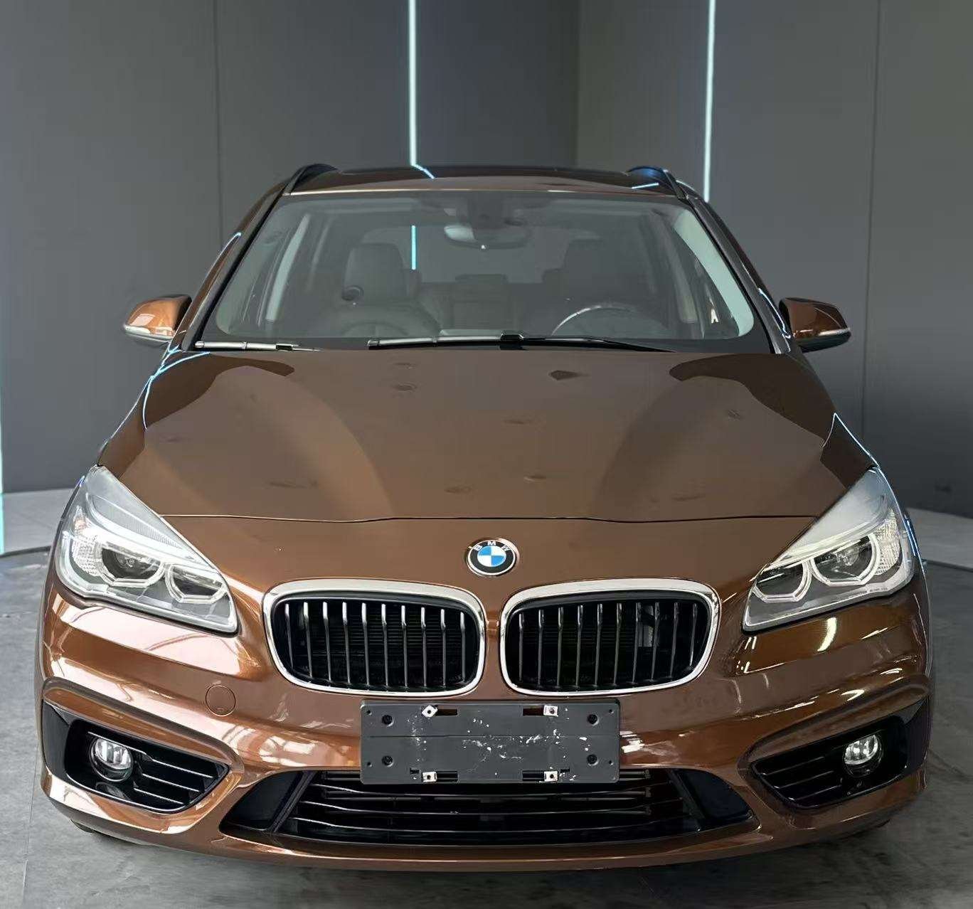 2016 BMW 2 Series Active Tourer - 2016 MPV, pre-owned car for export from China