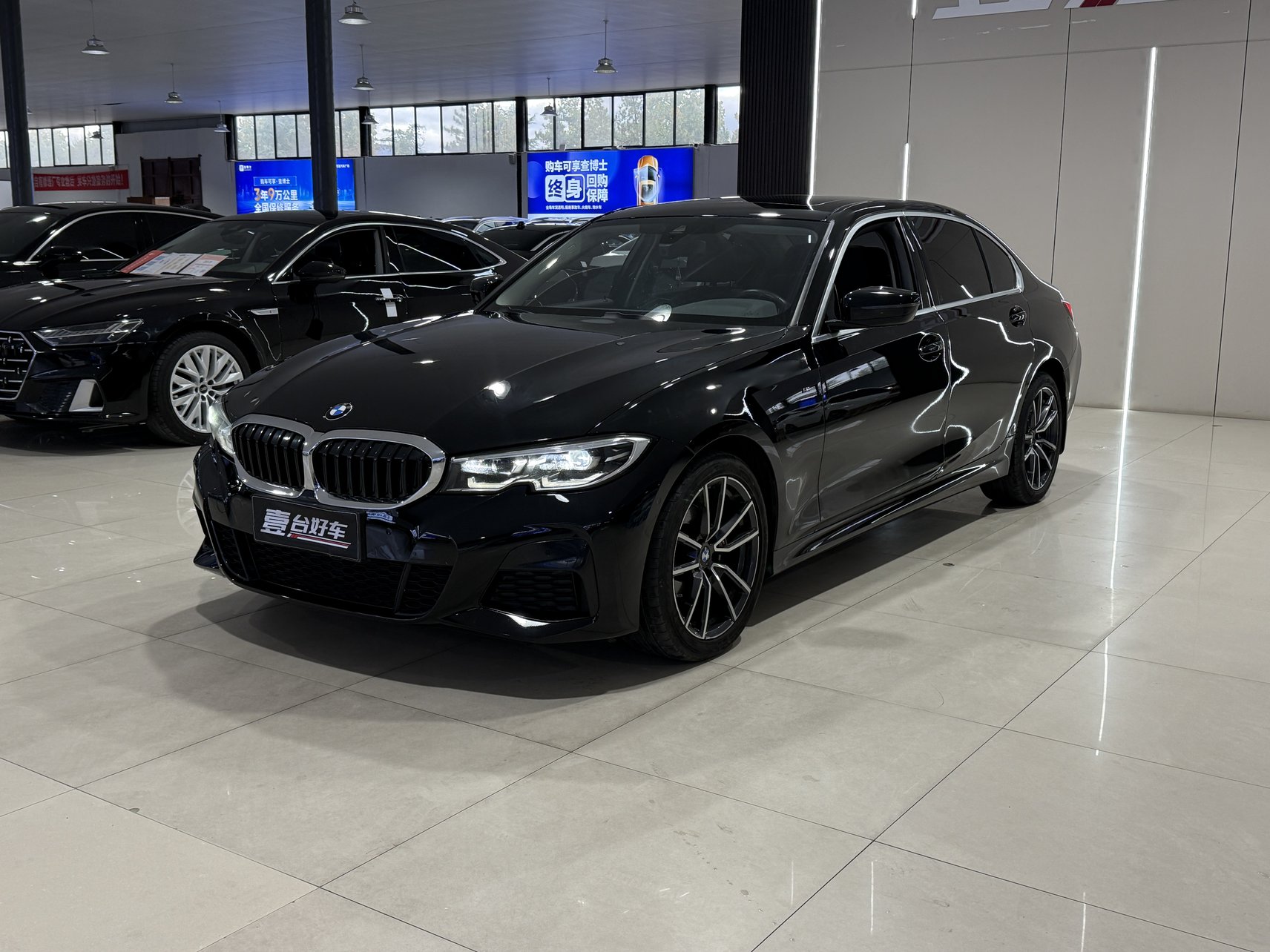 2019 BMW 3 Series - 2019 Sedan, pre-owned car for export from China