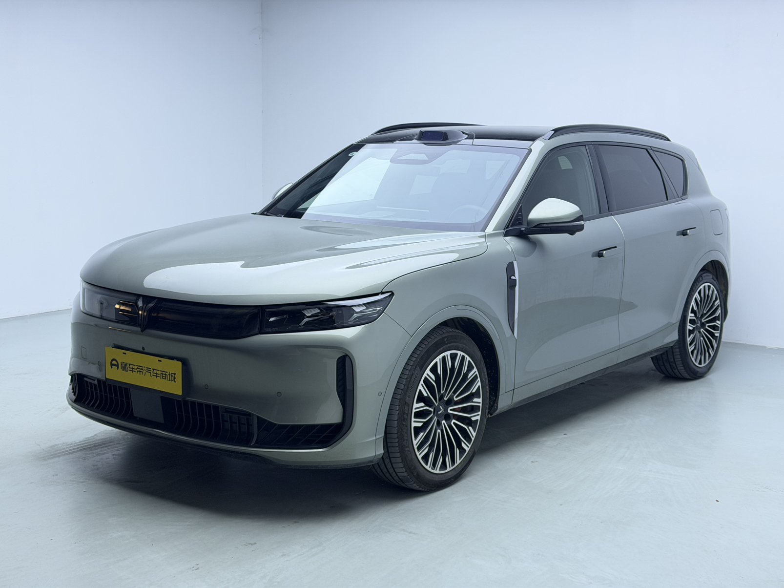 2025 Voyah FREE - 2025 SUV, pre-owned car for export from China