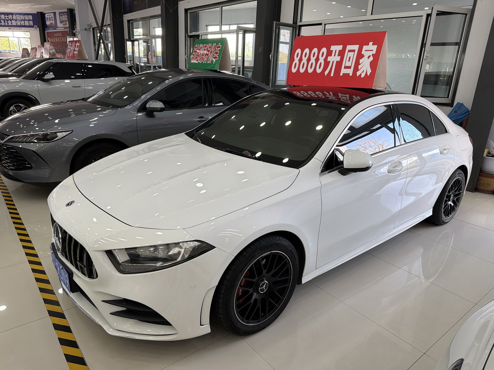 2021 Mercedes-Benz A-Class - 2021 Sedan, pre-owned car for export from China