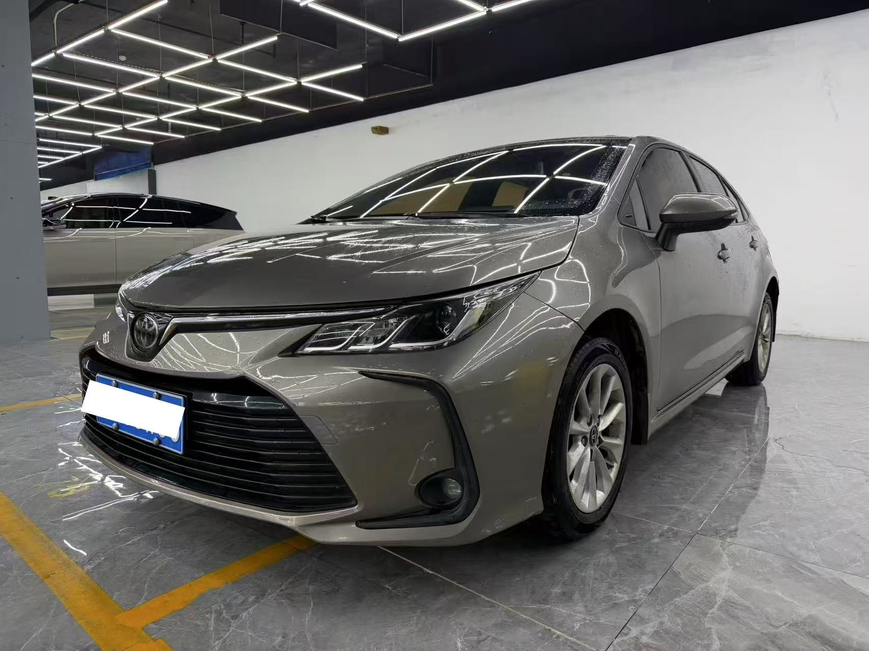 2021 Toyota Corolla - 2021 Sedan, pre-owned car for export from China