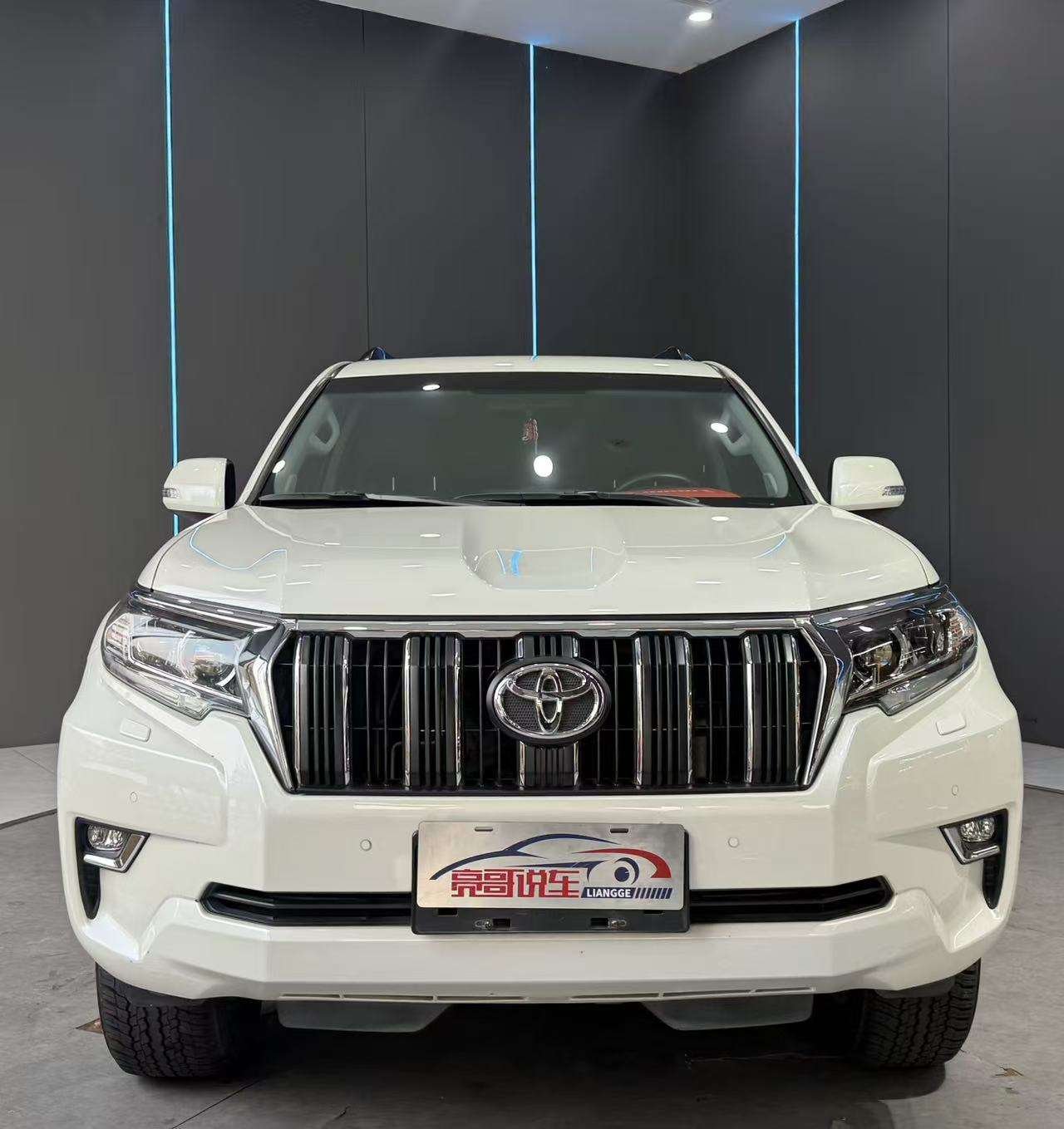 2020 Toyota Prado - 2020 SUV, pre-owned car for export from China