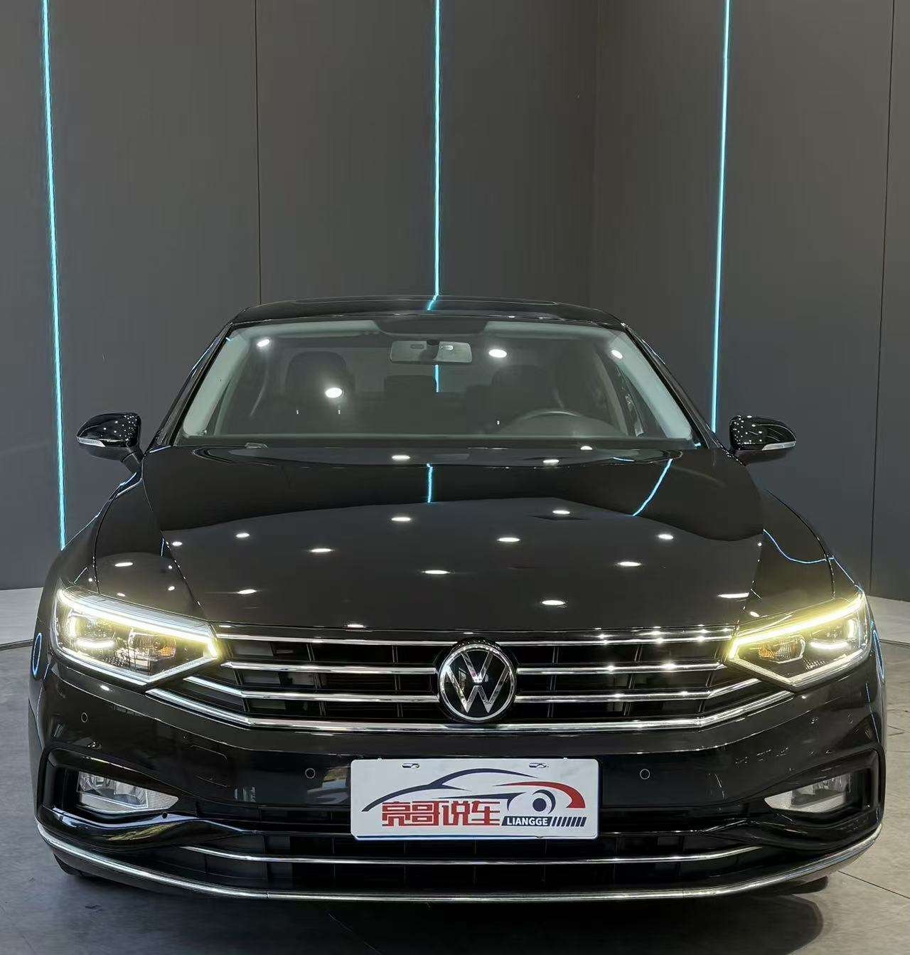 2021 Volkswagen Magotan - 2021 Sedan, pre-owned car for export from China