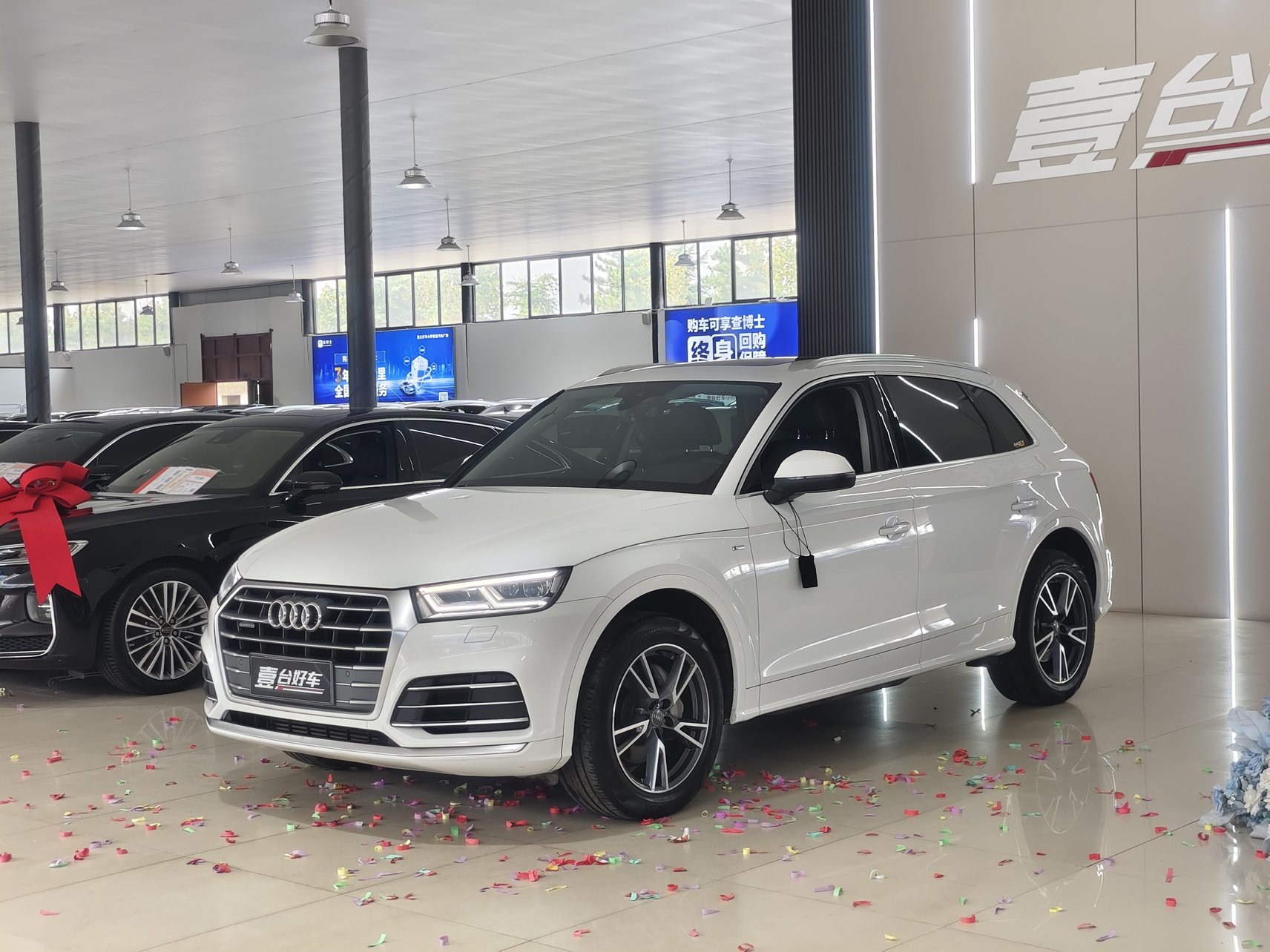 2020 Audi Q5L - 2020 SUV, pre-owned car for export from China
