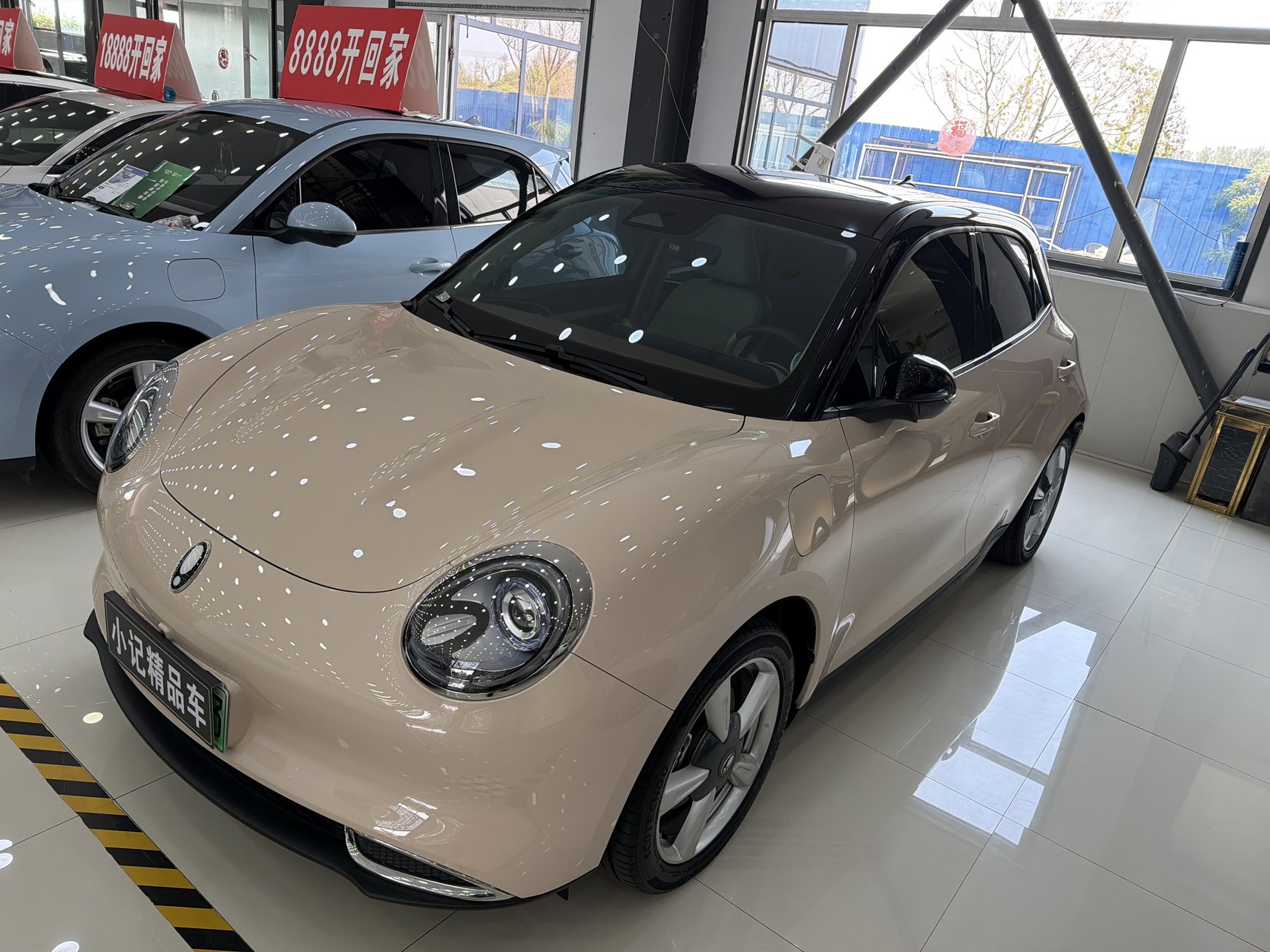 2023 ORA Good Cat - 2023 Hatchback, pre-owned car for export from China